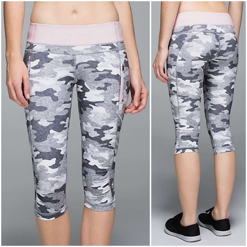 🦄 RARE Lululemon Passion Crop Lotus Camo Remix Heathered Slate Neutral Blush